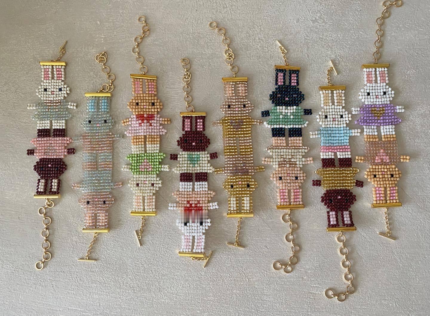 The bunny twins bracelet 