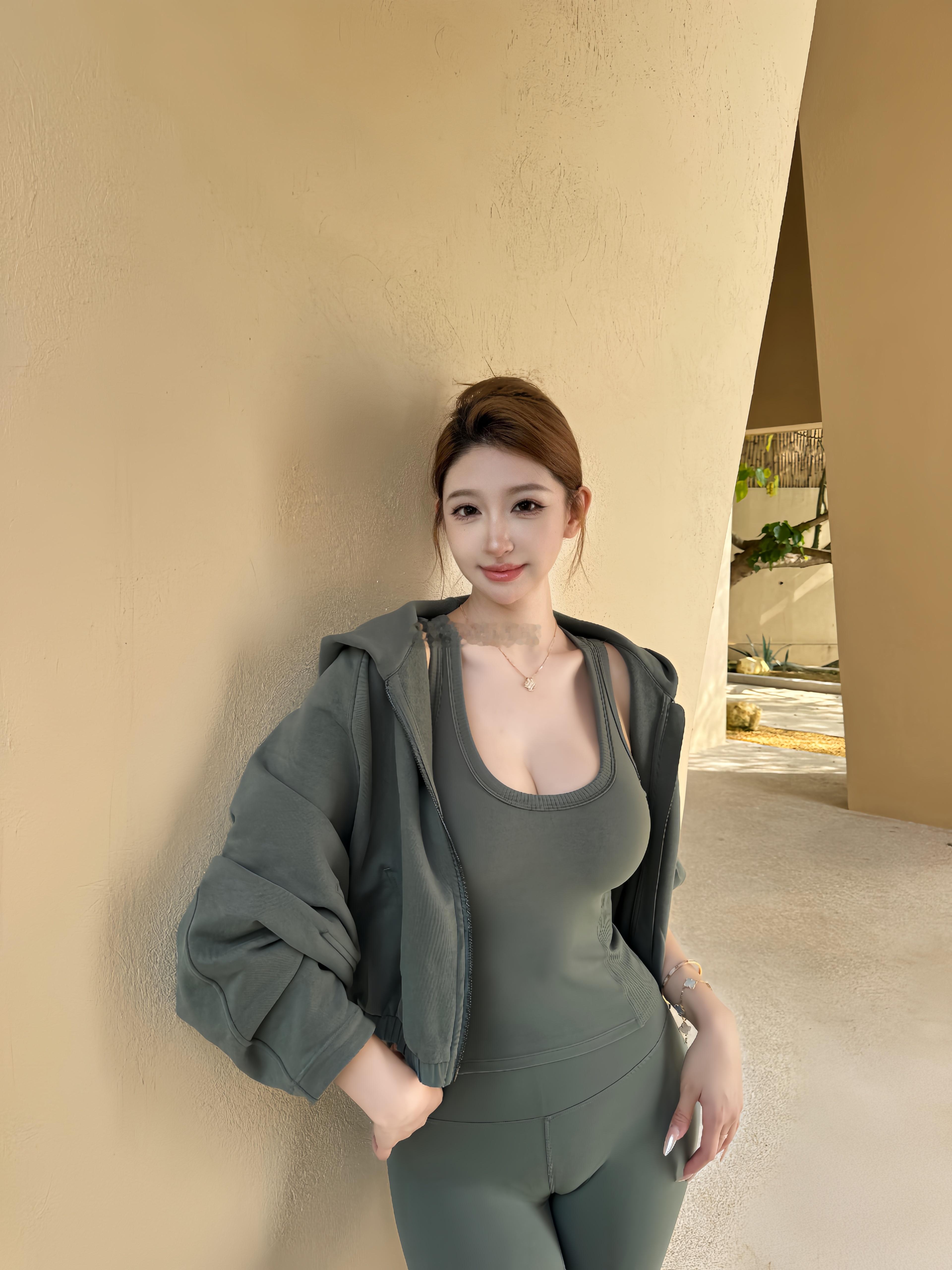 好喜欢绿色🌿御姐ing今日穿搭(ootd) ​​​