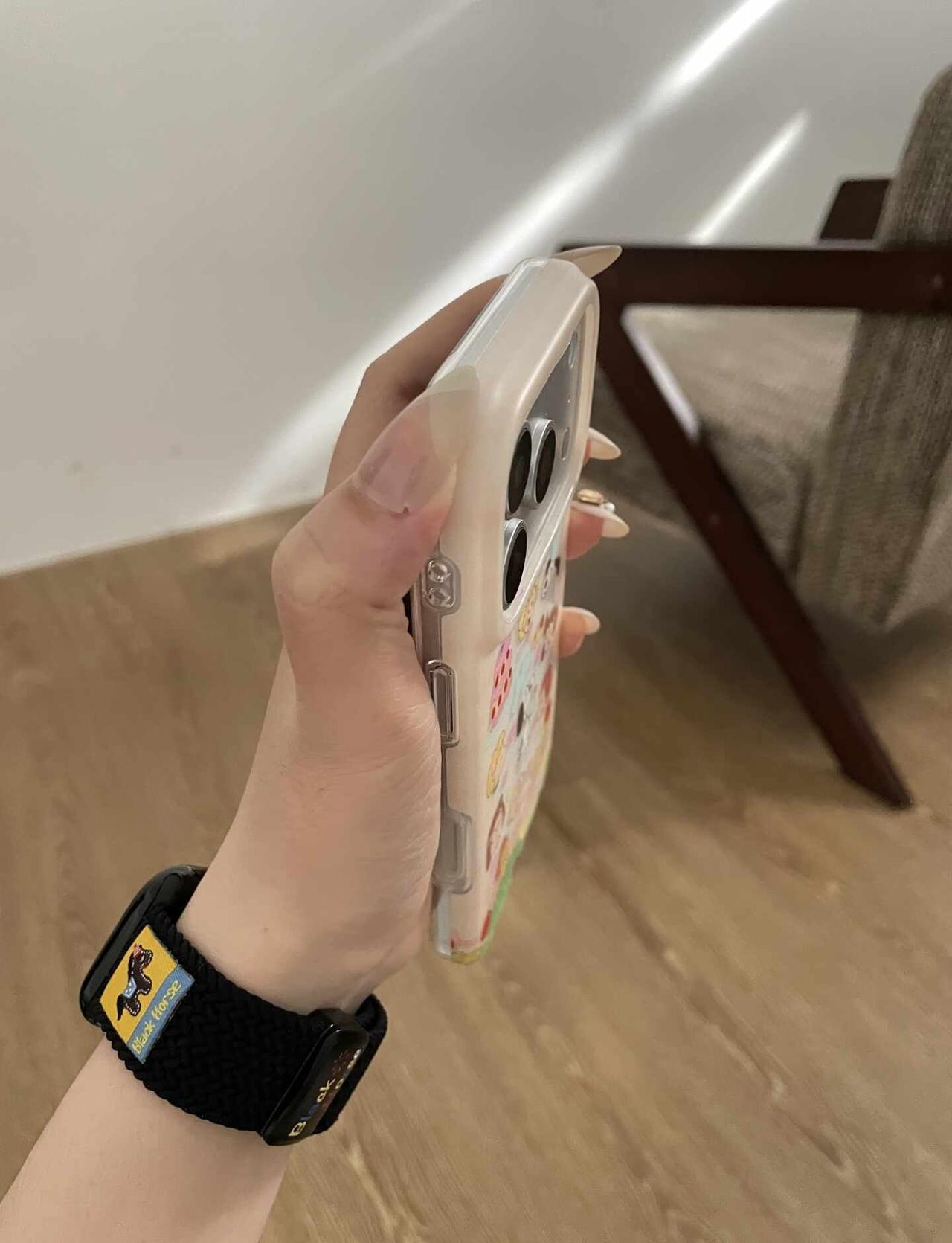 17pro多少带点大小姐命
手感巨好的手机壳 iPhone16pro手机壳 IP