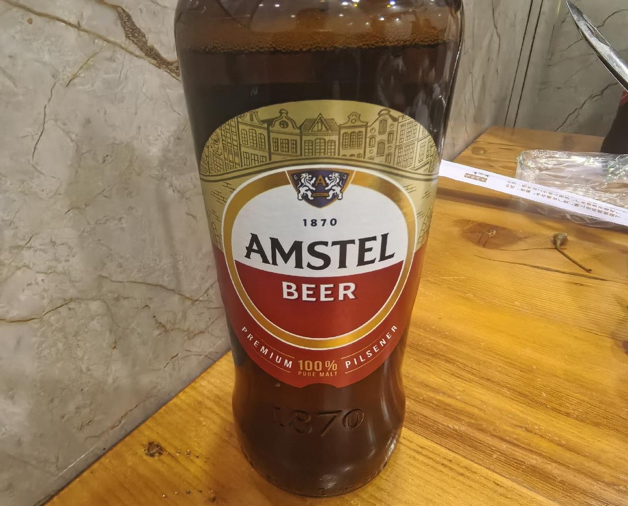 世界光刻巨头荷兰的ASML，啥时候跨界了…

谁懂啊！刚瞅见这瓶酒我直接瞳孔地震