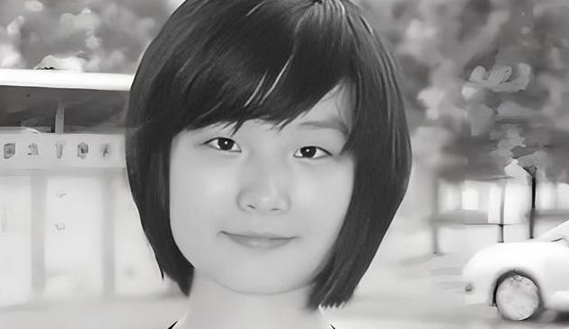 1999年，被父亲偷改志愿，湖北高考687分的女学霸错失心仪的北大，她难以接受，