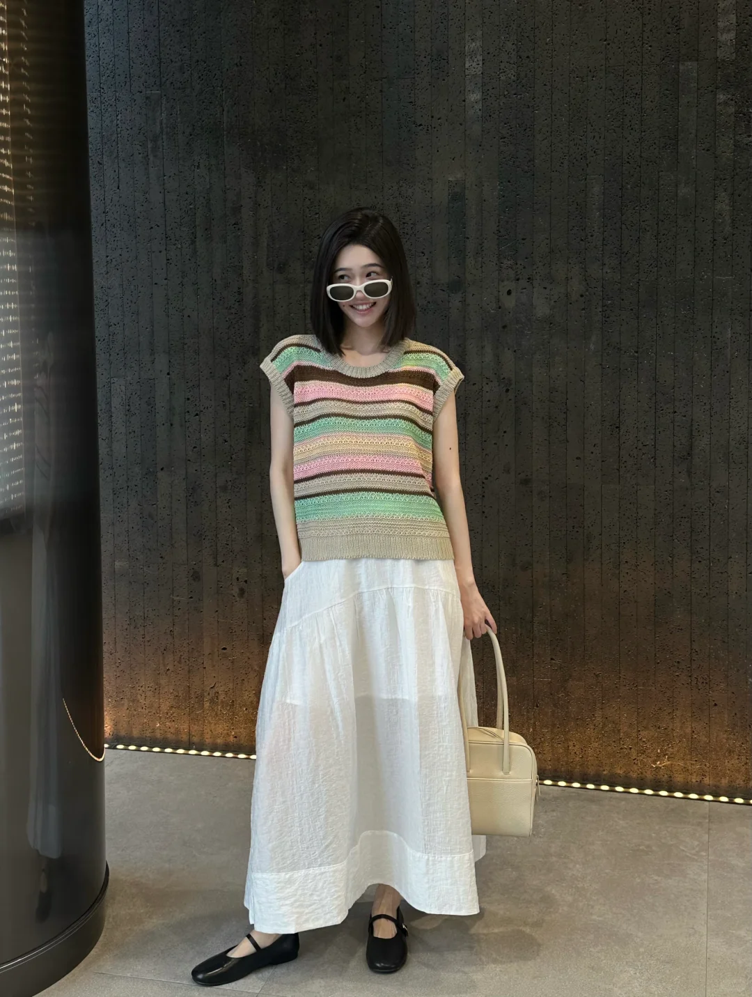 OOTD 今天穿的白色半裙