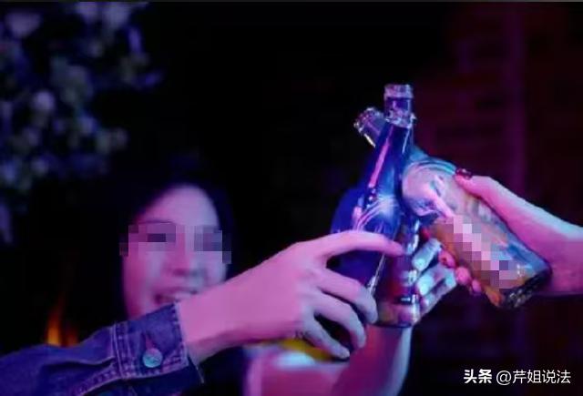 广州，20岁的女孩想要找工作，面试了一家公司，对方说招“艺人助理”，没想到却踏入
