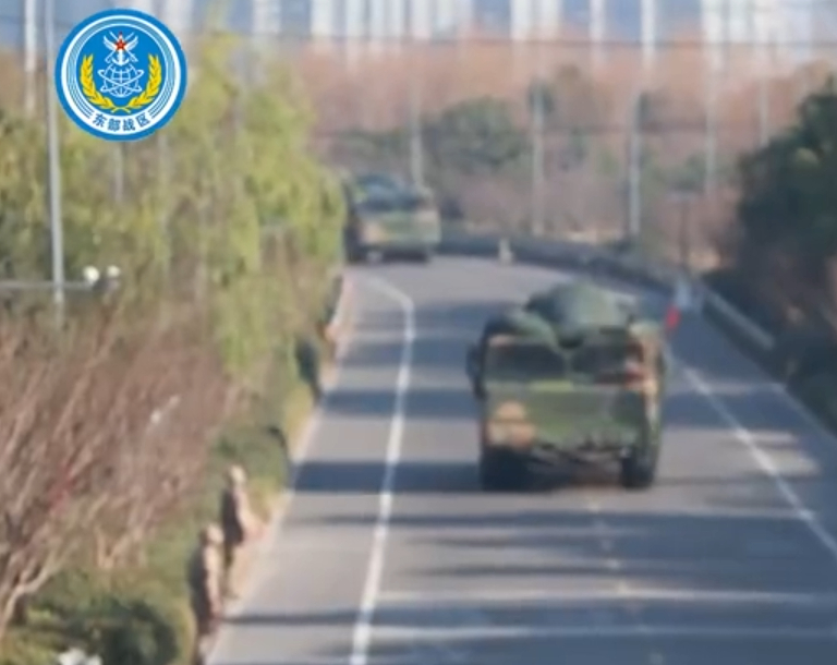 东风26都出来了，模拟打美军驰援航母么？ 