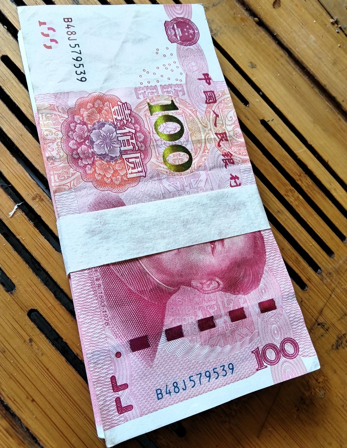 2025年11月，一则消息震撼全球汽车产业：中国安世半导体恢复供货，但条件是必须