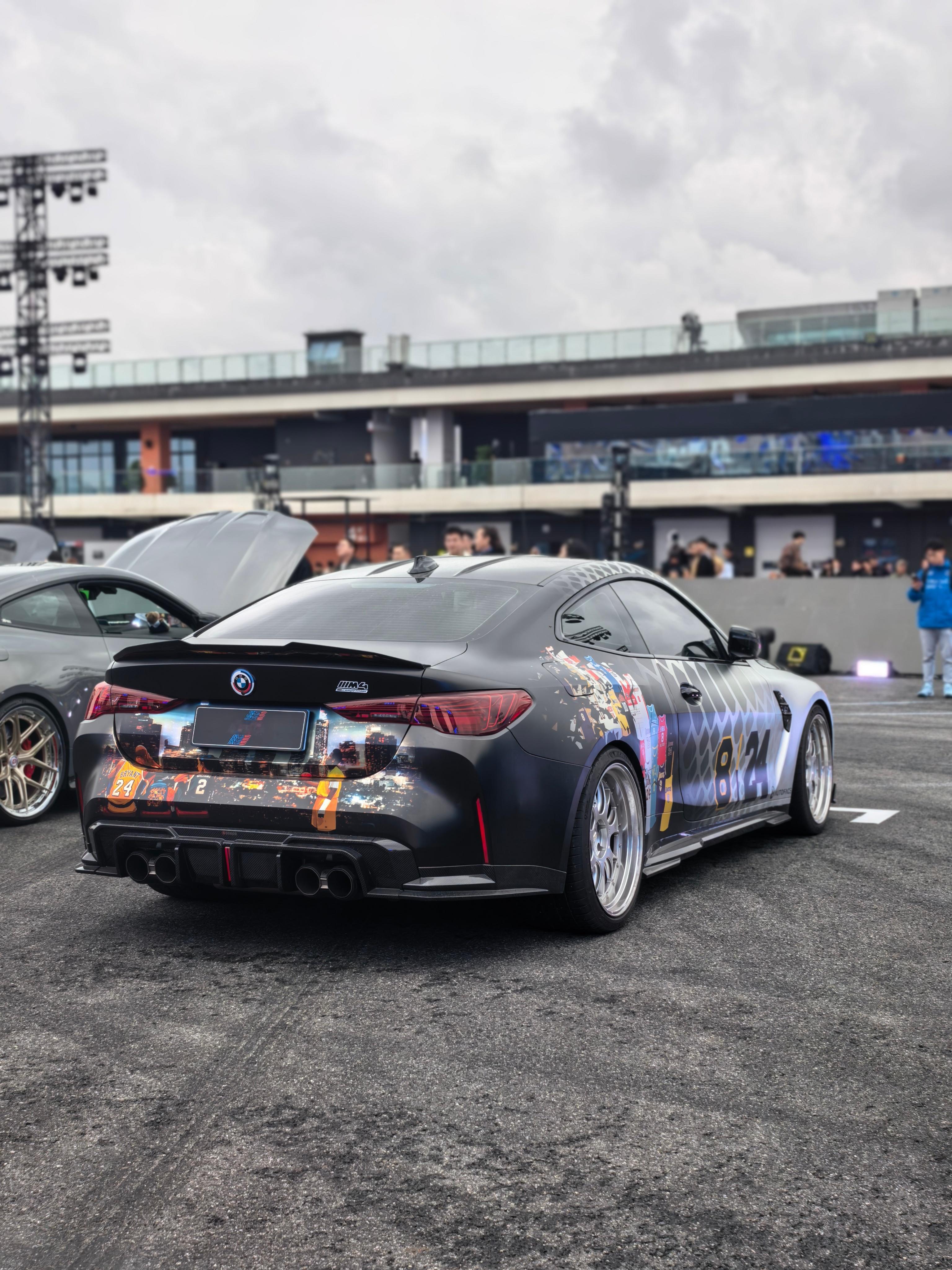 全场我最喜欢的一套车身贴纸[good][good][good] 所到既赛道  ​