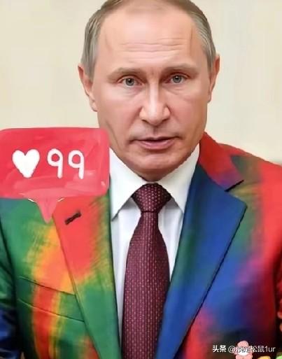 快报！快报！
俄罗斯太平洋舰队宣布
9月19日，两艘核潜艇在鄂霍次克海同时发射导