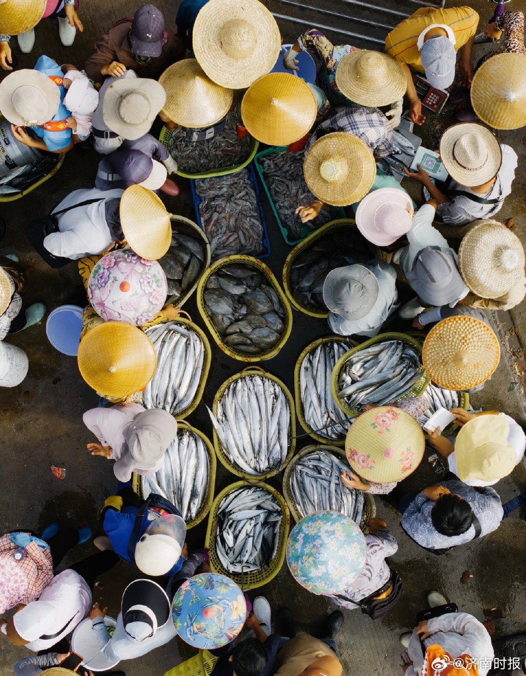 【5月1日起，#临沂国有水域将全面禁渔#】近日，临沂市农业农村局正式发布通告，明