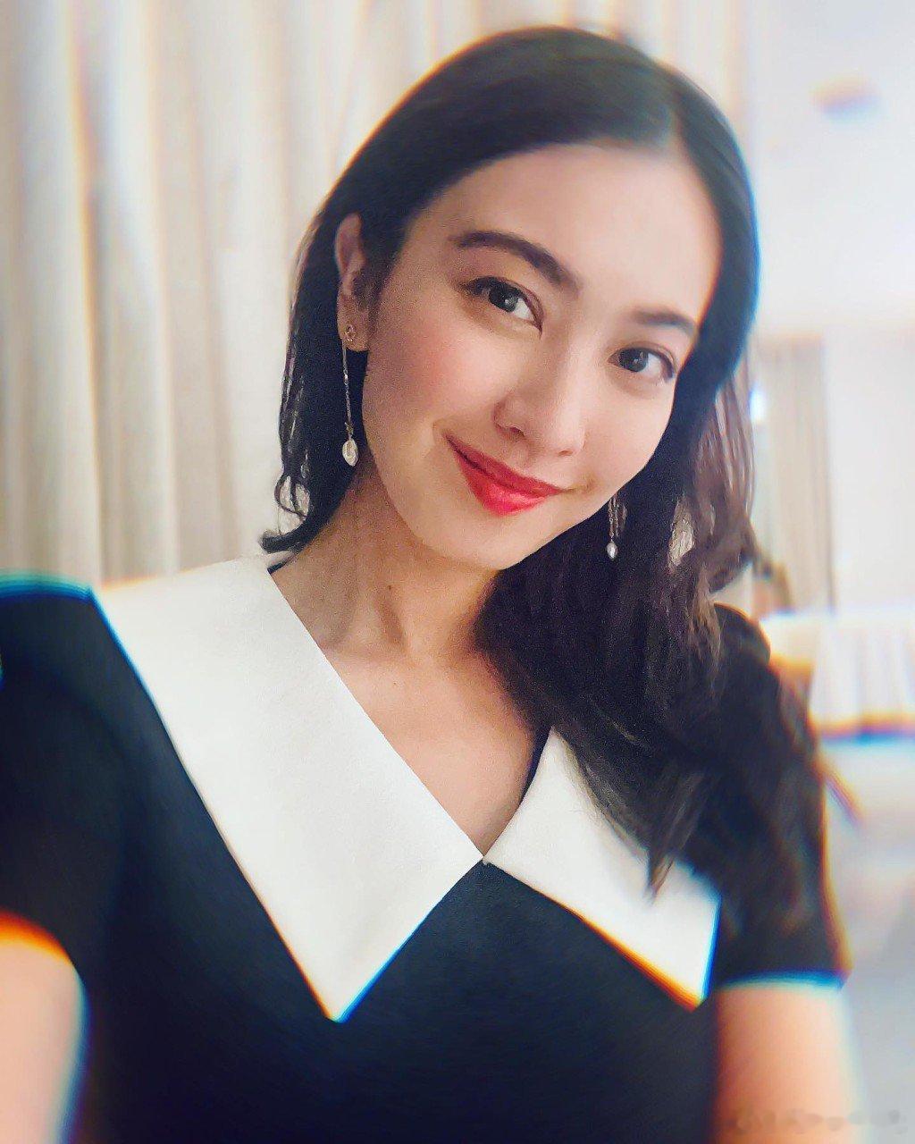 36歲前港姐季軍朱千雪（Tracy）今年5月為醫生老公吳昆倫（Justin）誕下