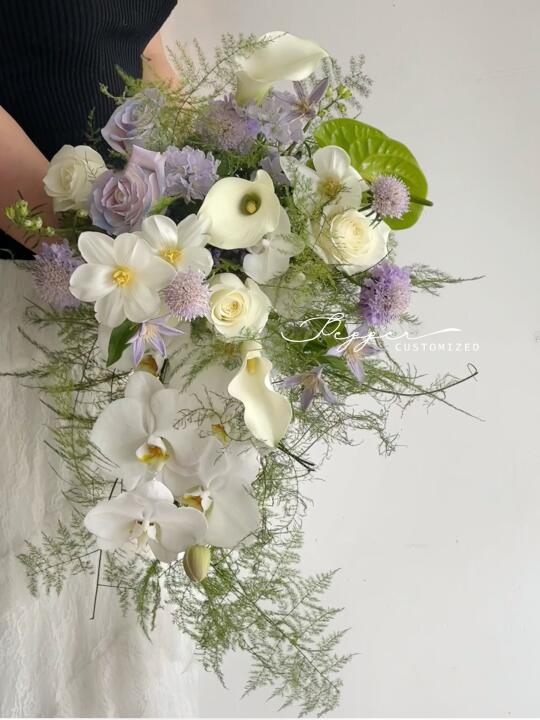 自然森系婚礼手捧花 白绿紫系 瀑布手捧花