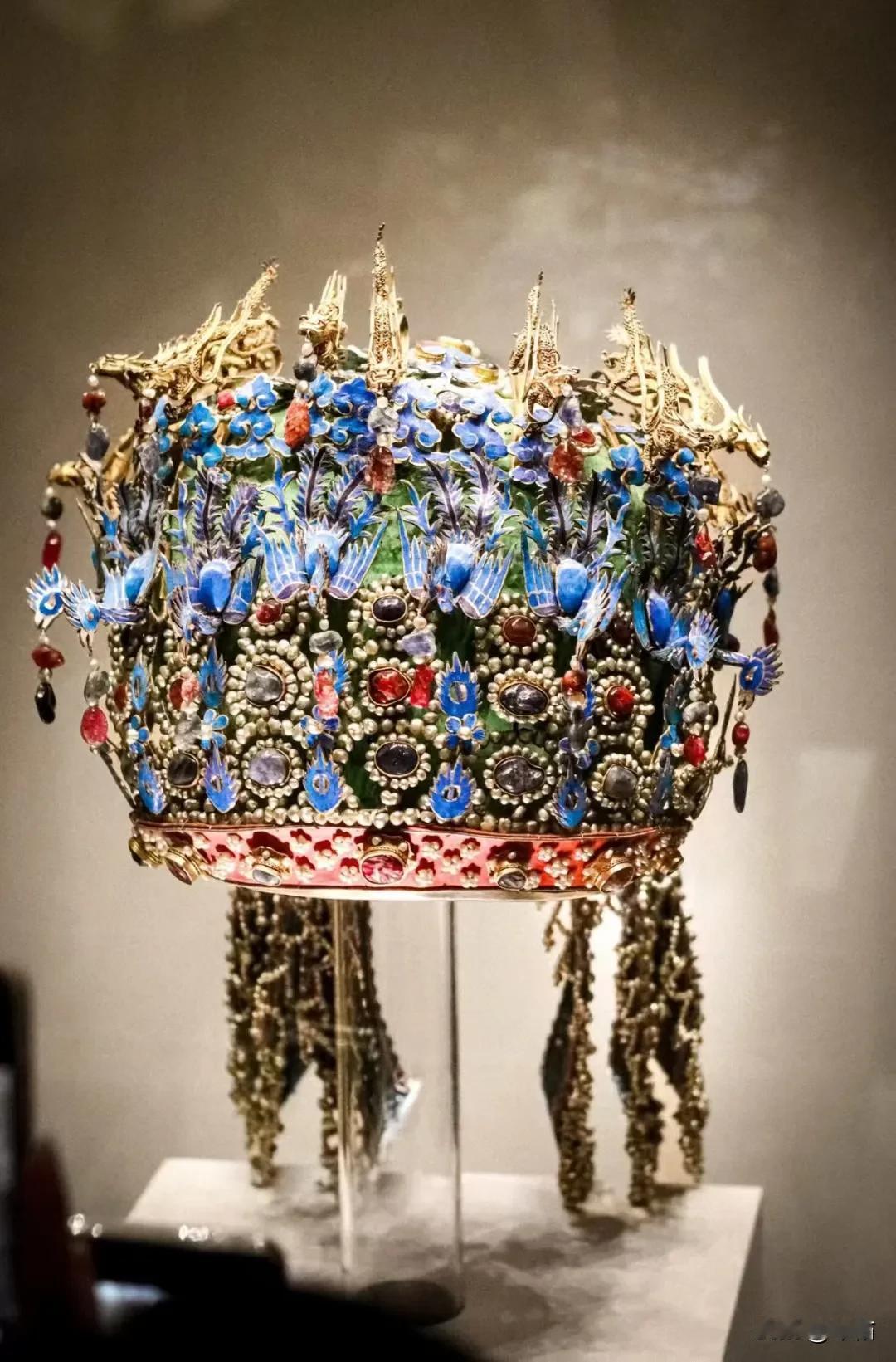 古代的头冠，这也太美了吧！