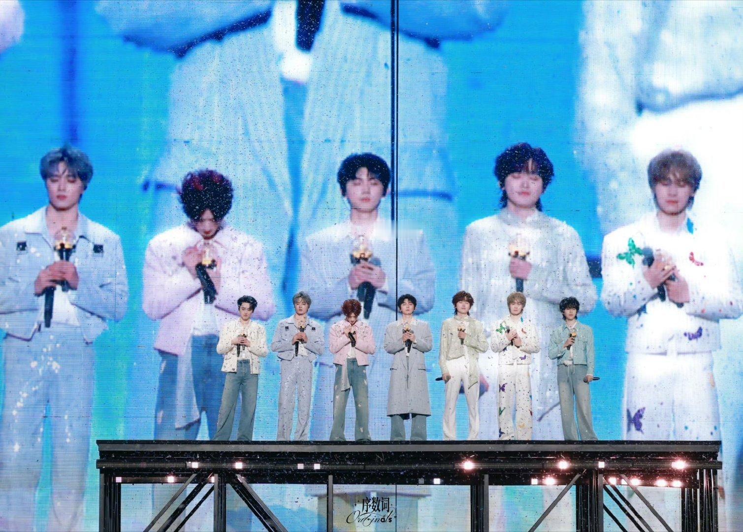 时代少年团 💥时代少年团 熠韧并肩 💥时代少年团团综 “晚霞洒遍鲜花 都不如