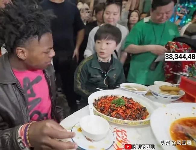 很多人误会了，以为荣昌卤鹅哥被抢座、被弃车，是长沙节目组的势利眼，其实另有玄机！