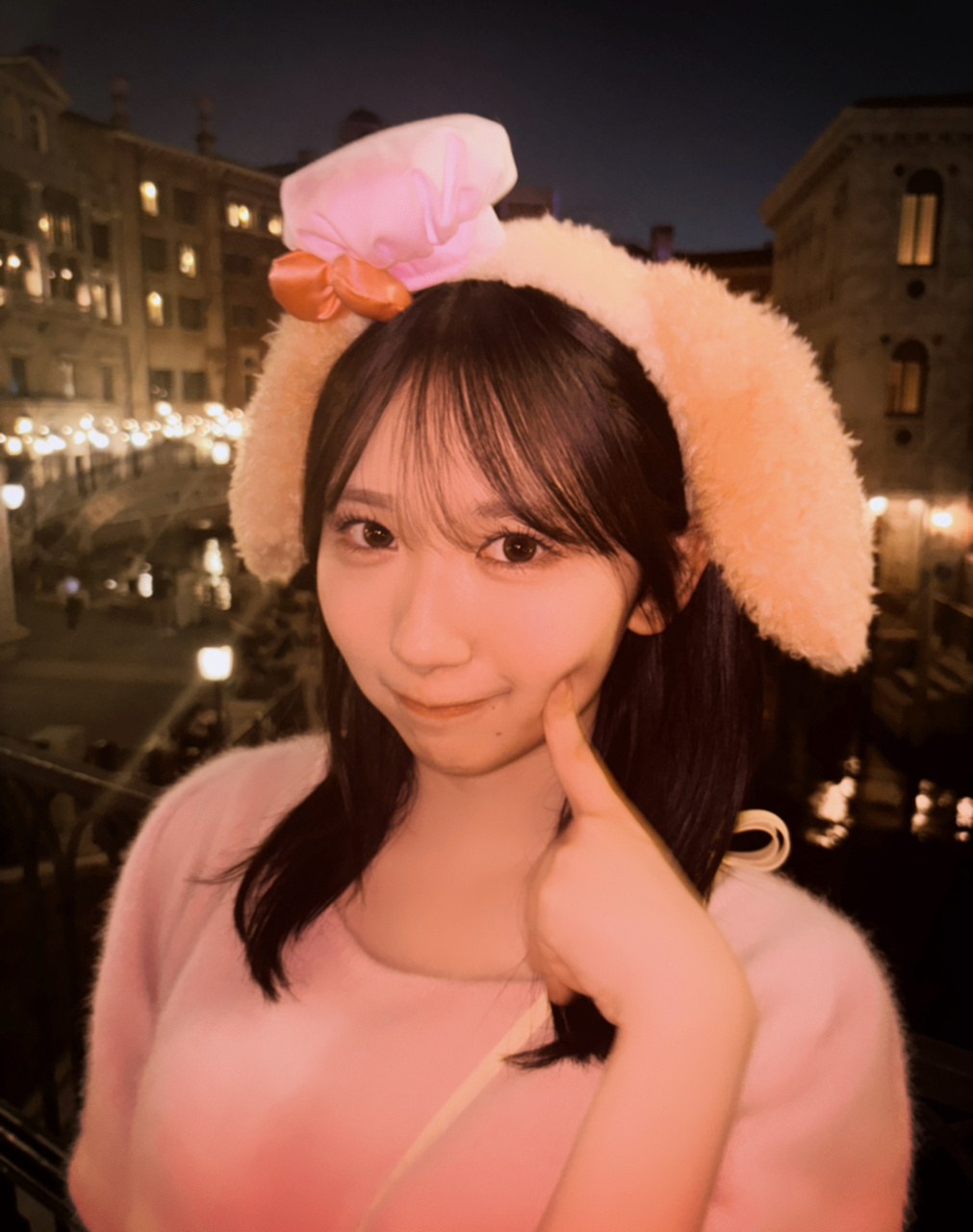藤嶌果歩「ちょっと前に行った時の🌙お姉ちゃんに撮ってもらった〜この時はハンバー