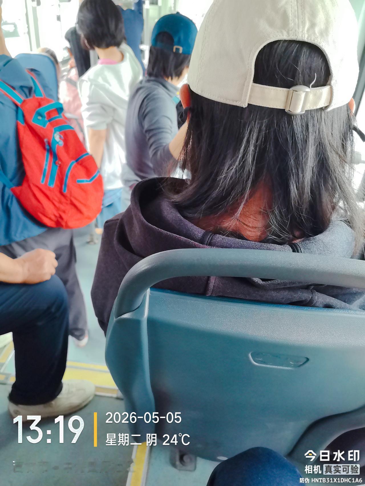 2026年5月6日，吉林市五一小长假期间68条公交车免费，就相当于间接地为每位市