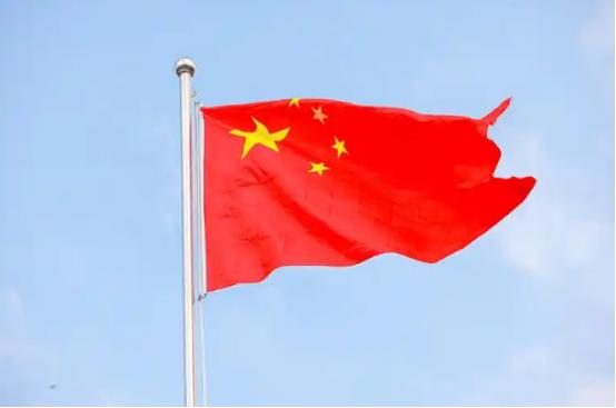 目前中国的两大问题，不是台湾问题，不是与美国的问题，也不是与日本问题，也不是负债