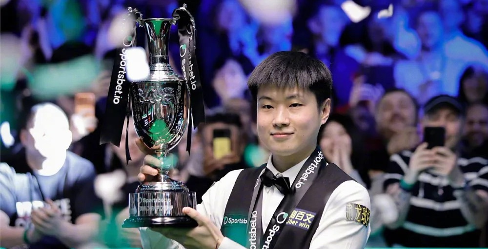 在北京时间4月6日凌晨结束的2026斯诺克巡回锦标赛决赛中，赵心童以10∶3战胜