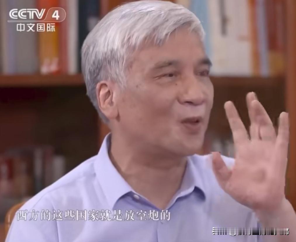 厉害了我的国！中国已经碳达峰了，已经持续近两年，去年还略有下降，

中国承诺20