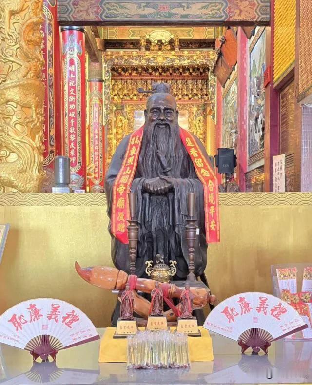 高雄东照山首办祭孔典礼    传承儒道精神

唯一在宗教道场举办的祭孔大典，9月