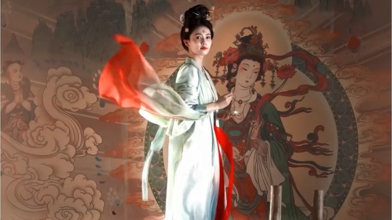 叶璃美得像是从壁画里走出来的🥹🥰白鹿叶璃美得像壁画中走出来的