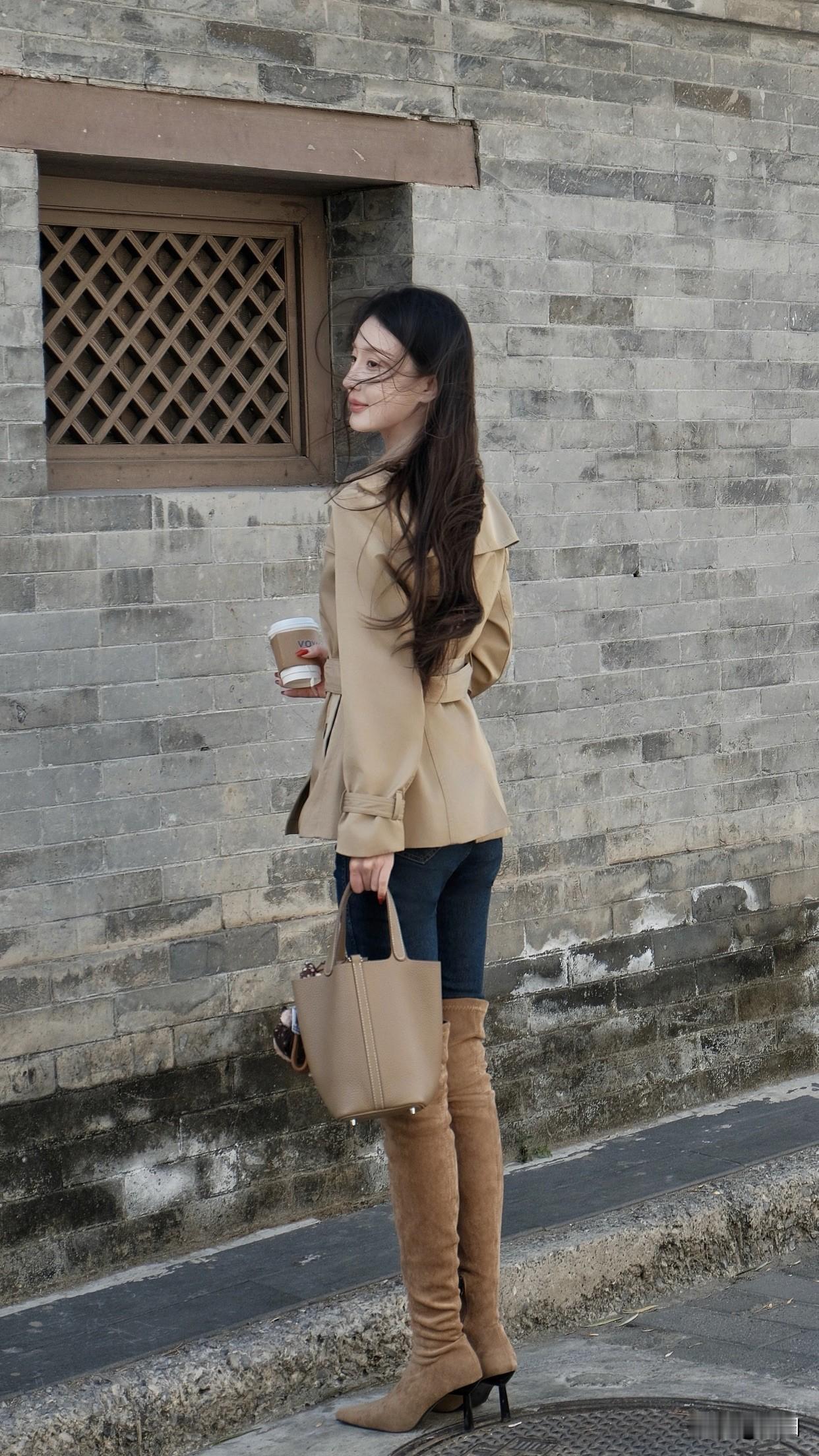 女人真正的美是什么样的？热爱生活，享受生活中的点滴美好。