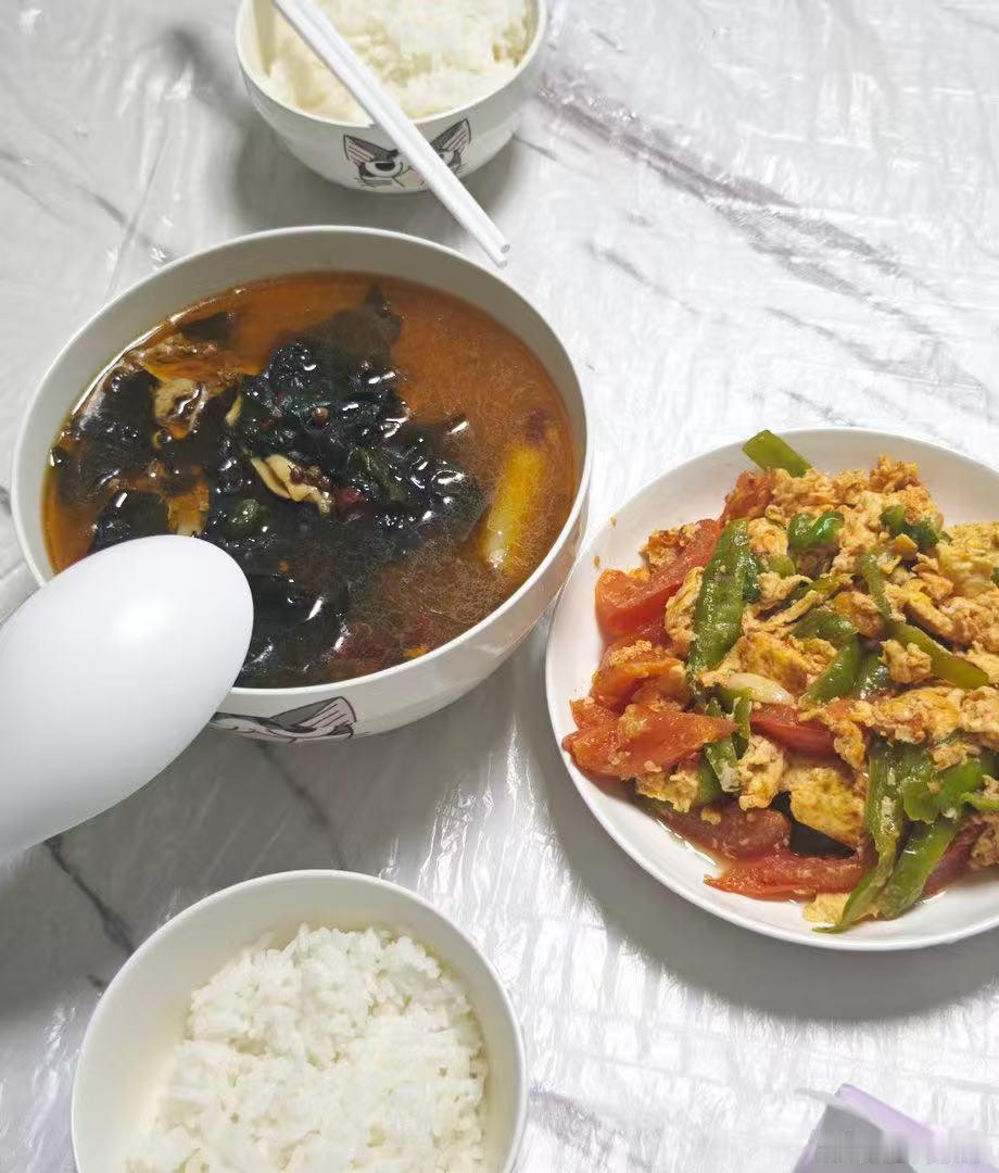 自己在家做饭反而比点外卖还贵真的狠狠共情了，本来想着自己做饭能省下外卖钱，结果买