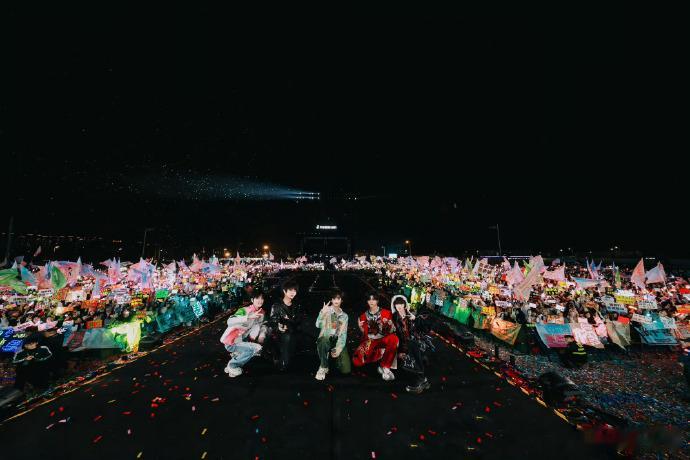TFing最具影响力音乐厂牌 五个少年并肩逐梦音乐，用一次次全开麦舞台证明自己，