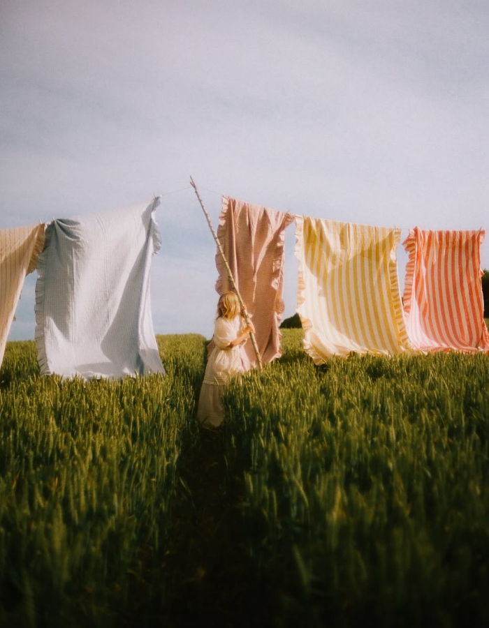 谁带着这灿烂的阳光搬到外面了呢☀️ 夏日床品 舒服的床品 ​​​