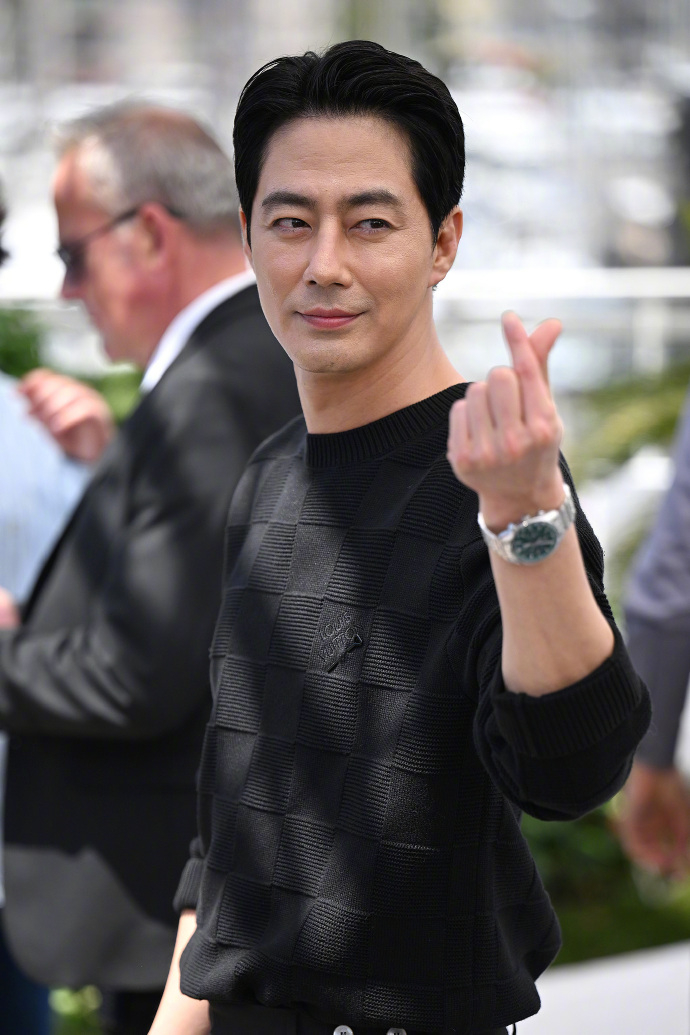 赵寅成戛纳生图赵寅成戛纳状态 赵寅成亮相《希望》photocall，看看生图状态
