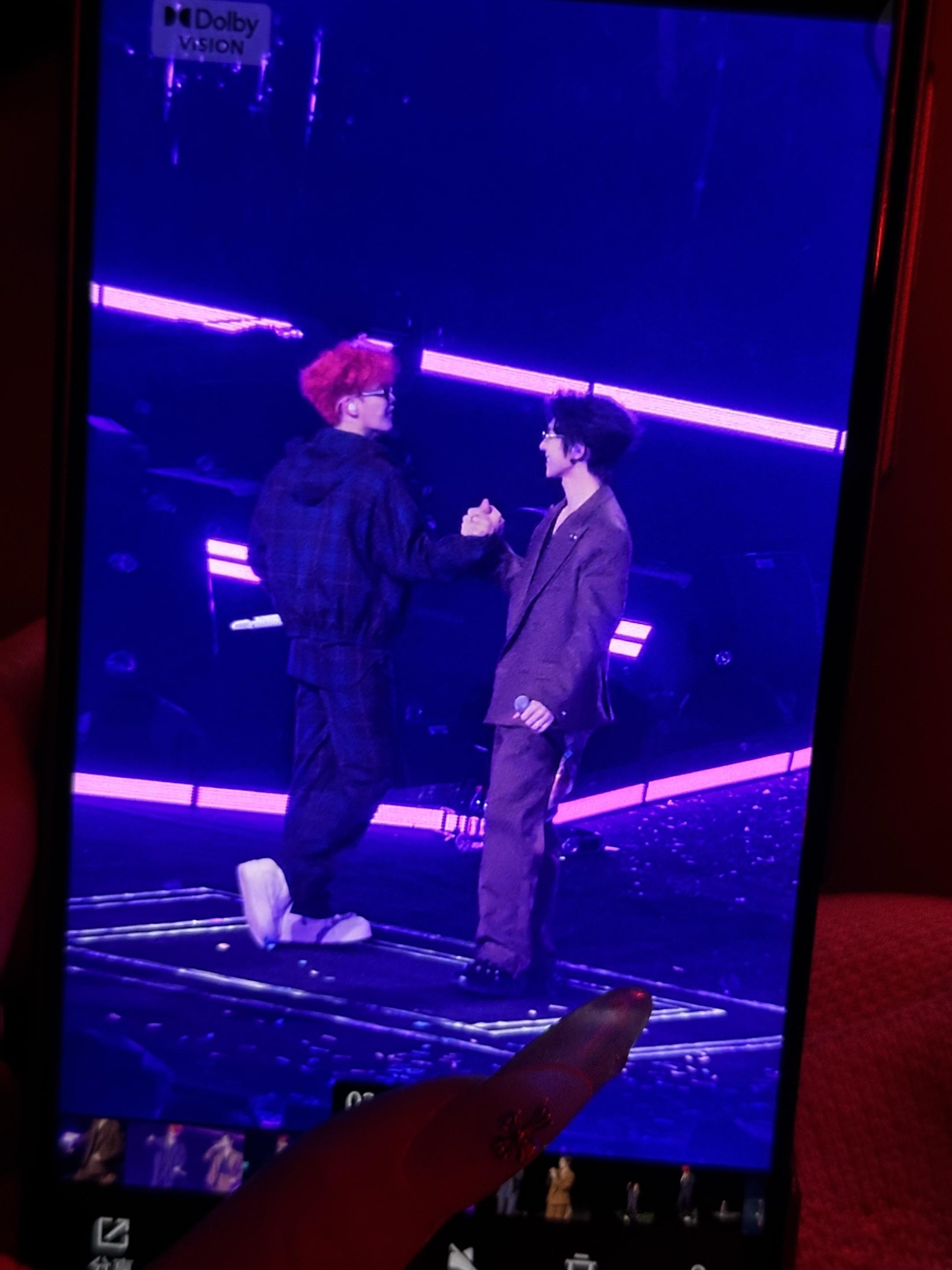 回复  也是见到活的主包了