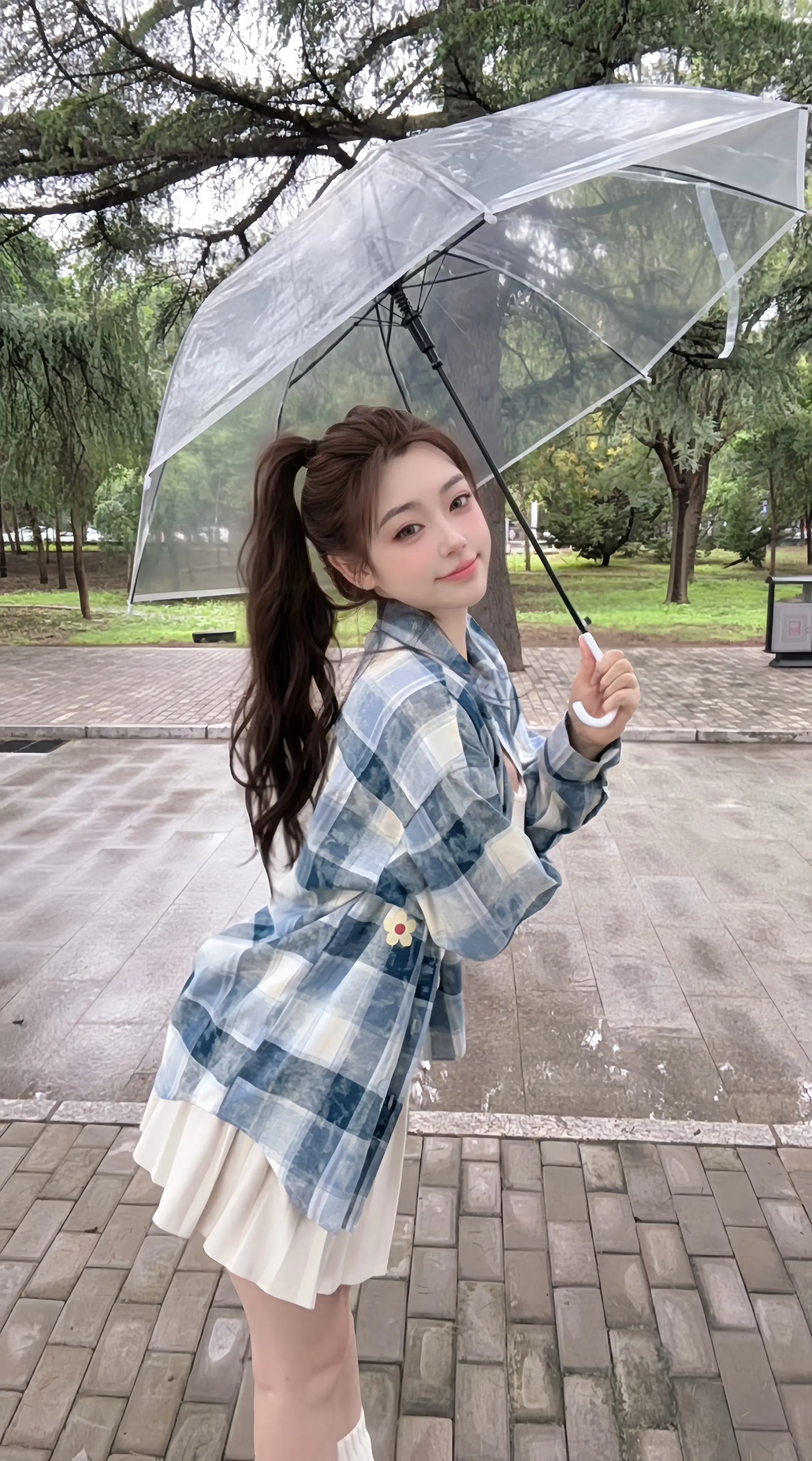 这一天天就知道下雨  有本事下钱啊´༥`