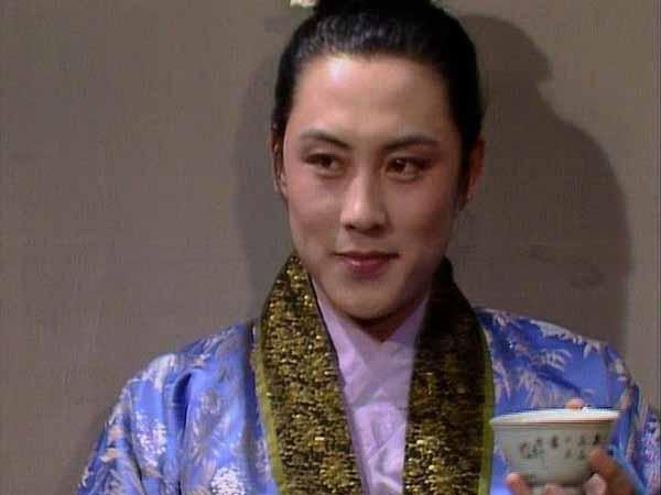 红楼梦林家财产为什么会流入贾府?贾府在京都，林家在扬州，林家老家在姑苏，林家财产