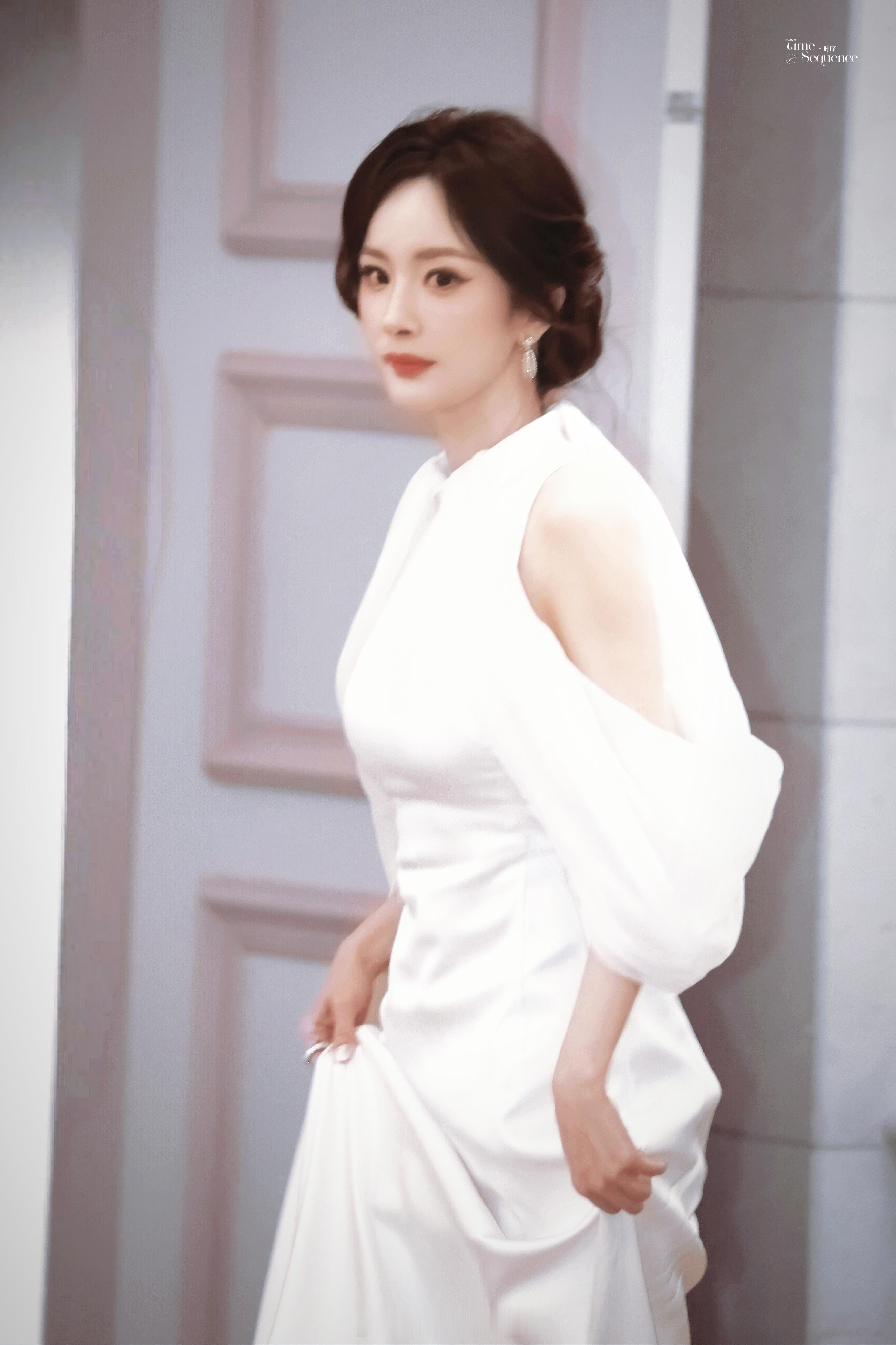 杨幂演历史剧期待总台视后杨幂🏆 