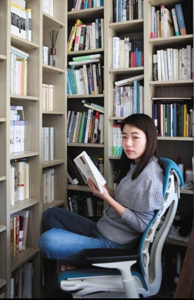 蒋方舟事件再次暴露人性的险恶，那就是：
墙倒众人推，人倒万人踩。
该受惩罚的自然