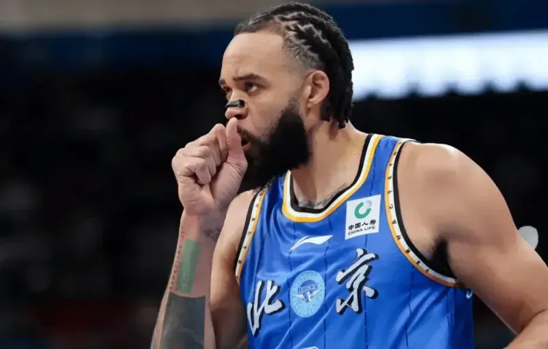 今晚北京vs浙江大名单：麦基、赵睿出战，程帅澎在列