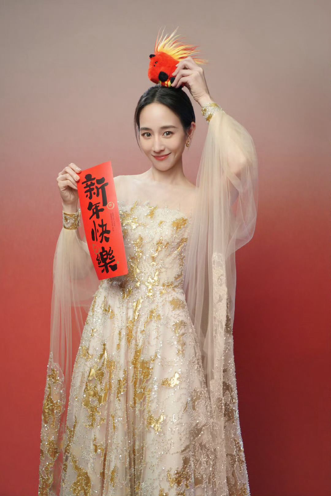 张钧甯春晚后首唱立春张钧甯立春舞台DNA动了春晚舞台经典重现！张钧甯一开唱就自带