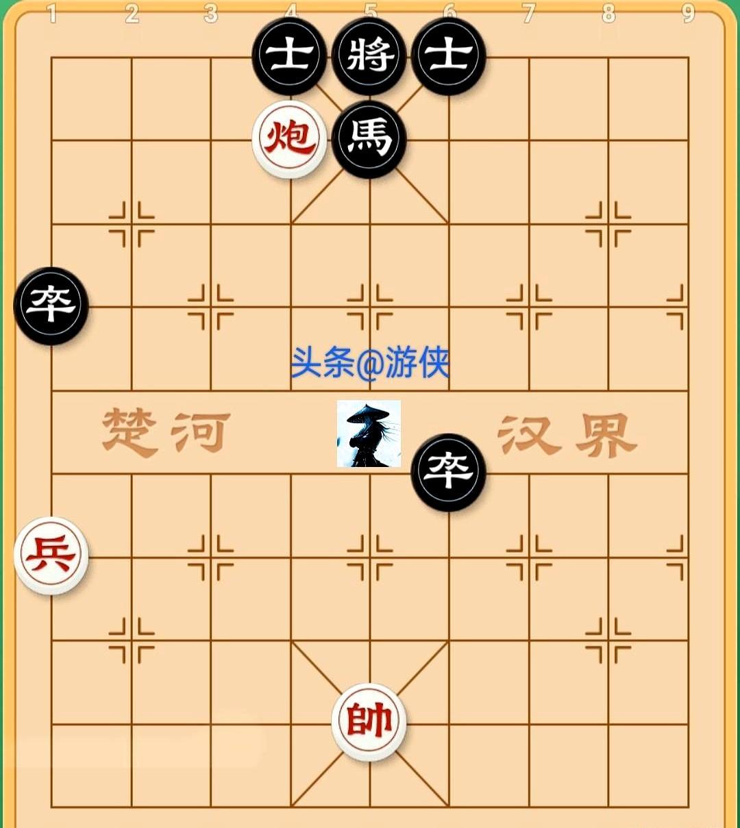 街头象棋摊，黑子花老白把棋盘摆得花里胡哨，张嘴就来：谁敢说红能赢，我认他当爹！