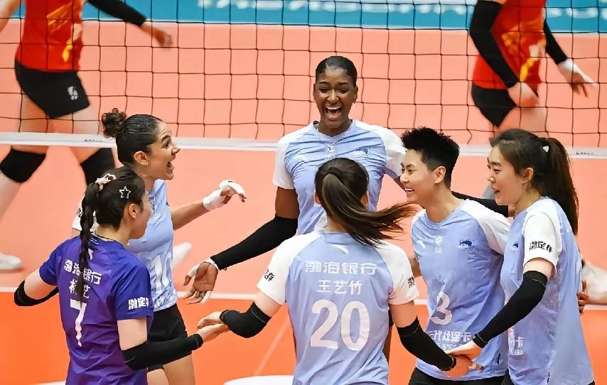 [玫瑰][奸笑]津鲁女排搏弈第2局:山东队25:20再下一城，大比分2:0领先。