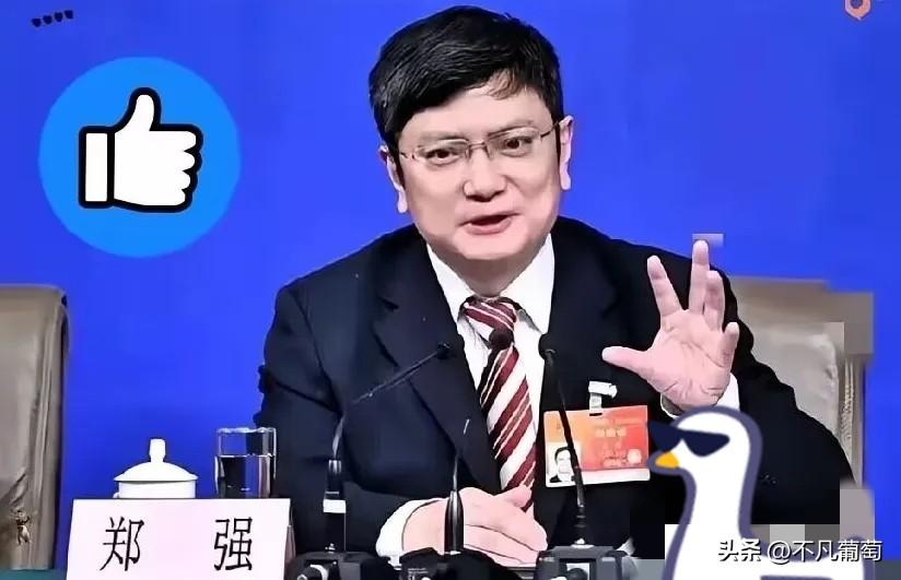 中央纪委最新的报告，就透出一个信号：调转枪口。
以前总觉得，反腐是抓“大老虎”，