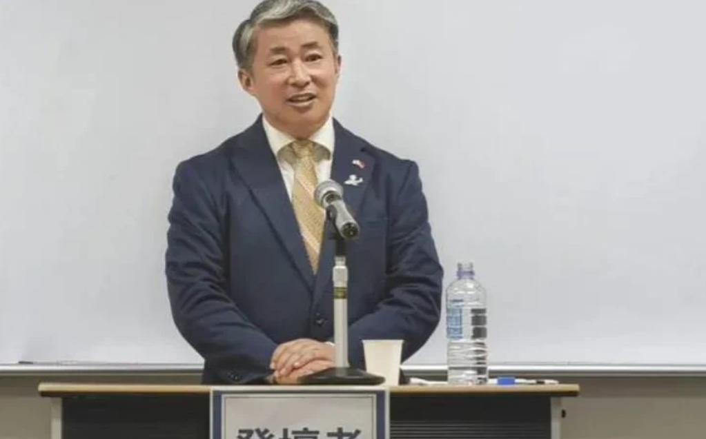 就在刚刚，针对“斩首”日本首相高市早苗的言论，日本自民党做出所谓决议，要求日本政