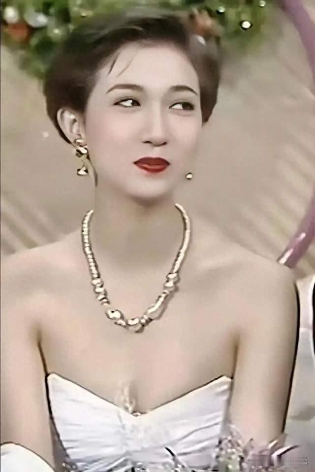 吴绮莉这次开口，全网传的老谣言碎了
