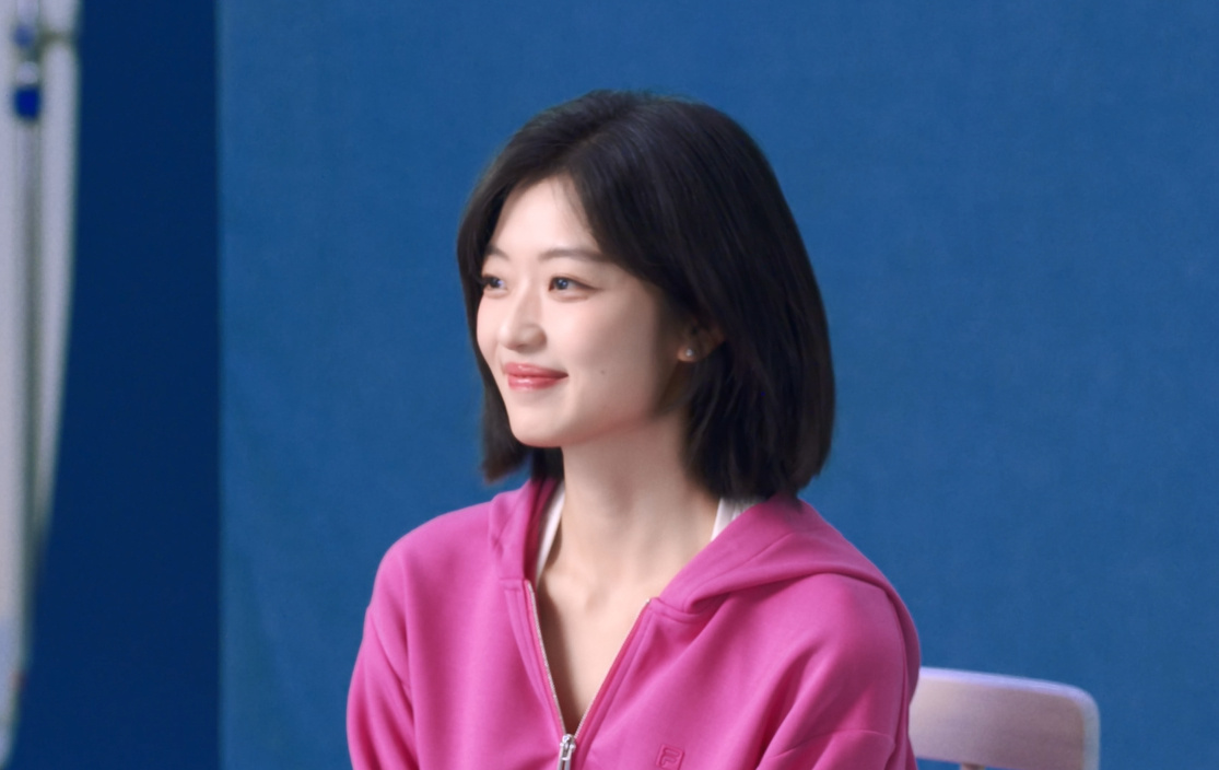 孙千不被定义的女性很漂亮爱死孙千这份自由感！灵动不羁、鲜活舒展，女性的美从不需要