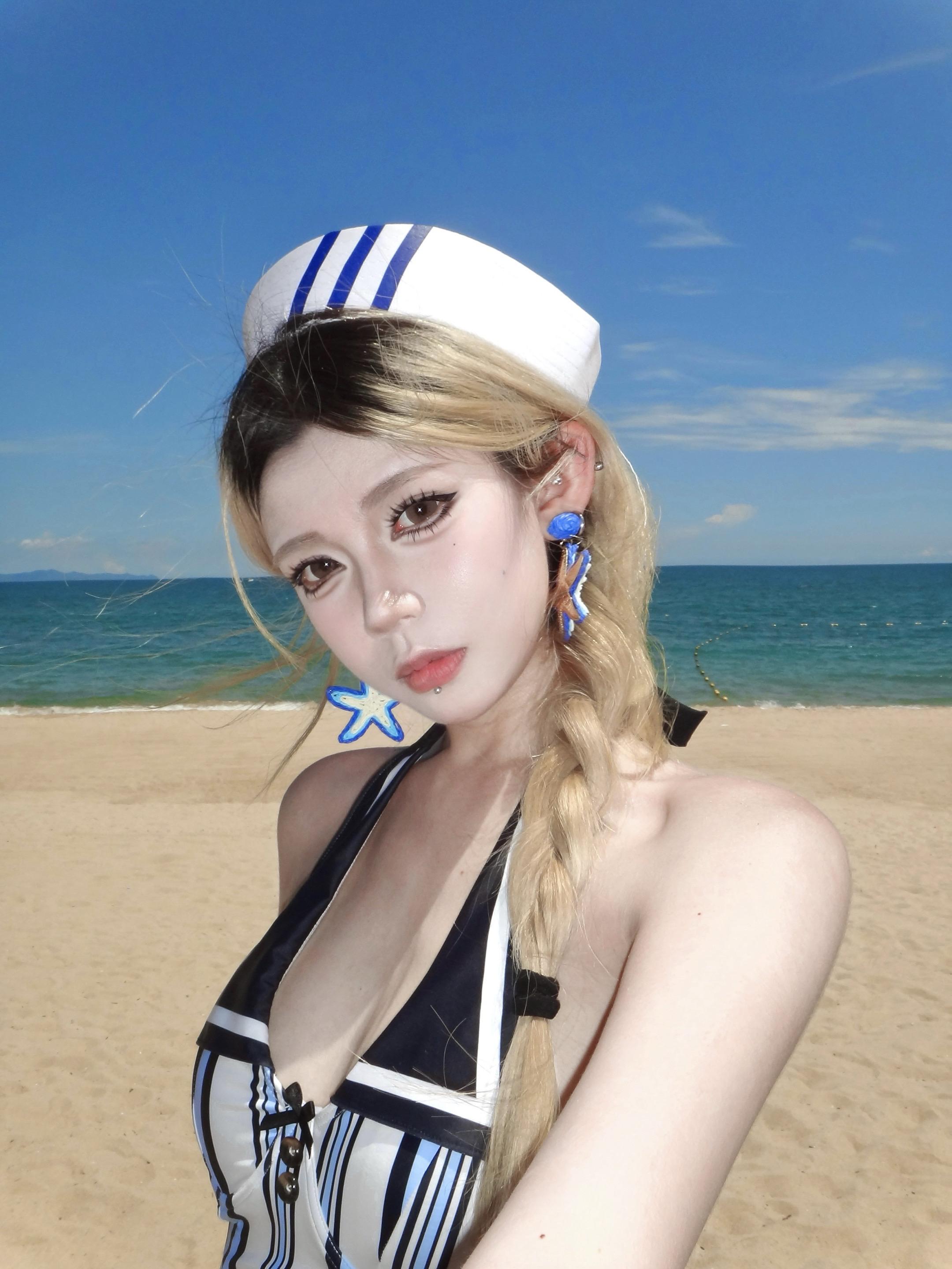 小鹿在碰撞。