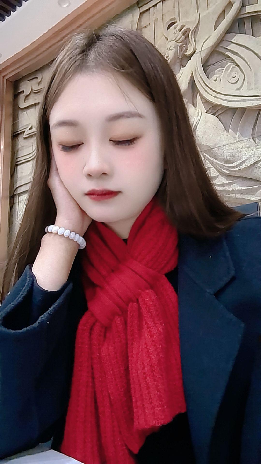 一个男人什么都指望不上，既给不了物质的生活，也无法提供情绪的价值，那他...