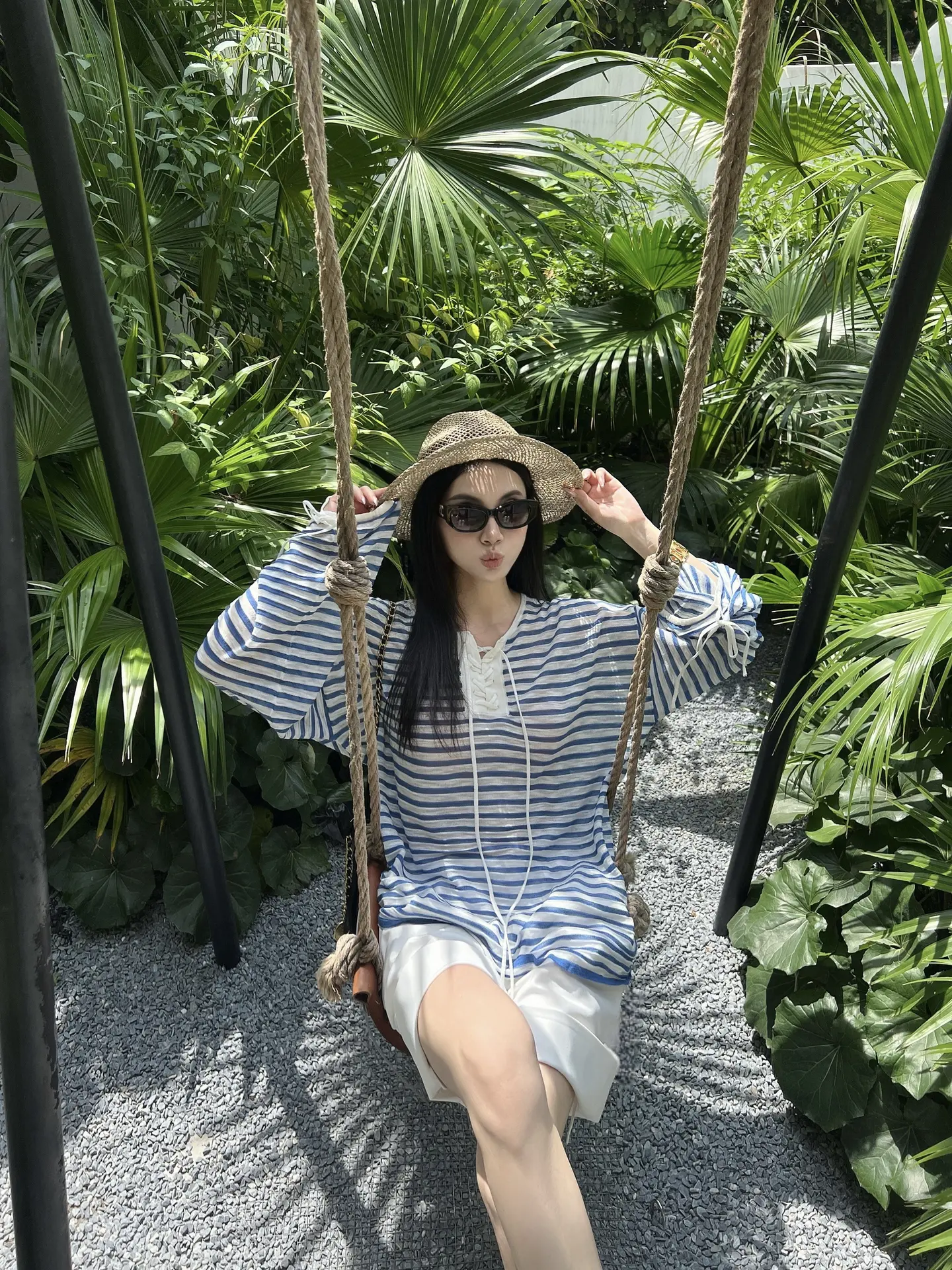 少与人纠缠 多看大自然。