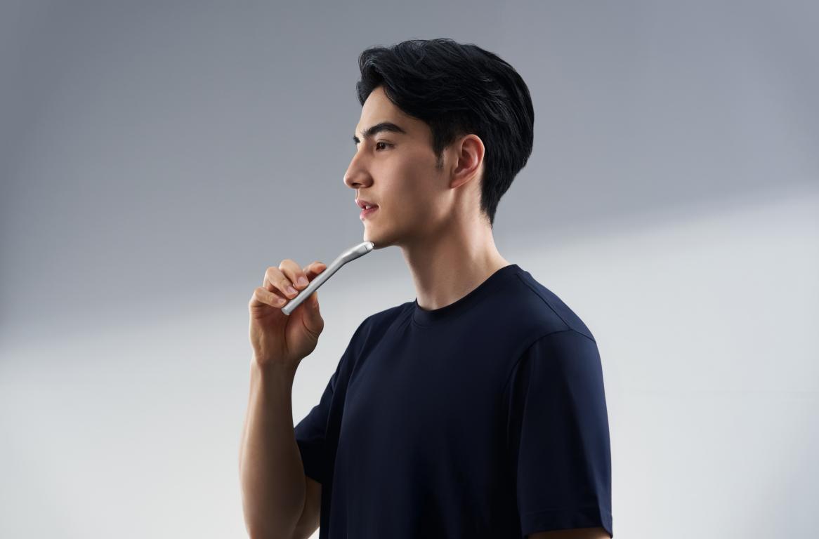你能想象，一把国产剃须刀，背后居然藏着7家苹果供应商？

5月23日，徕芬正式推