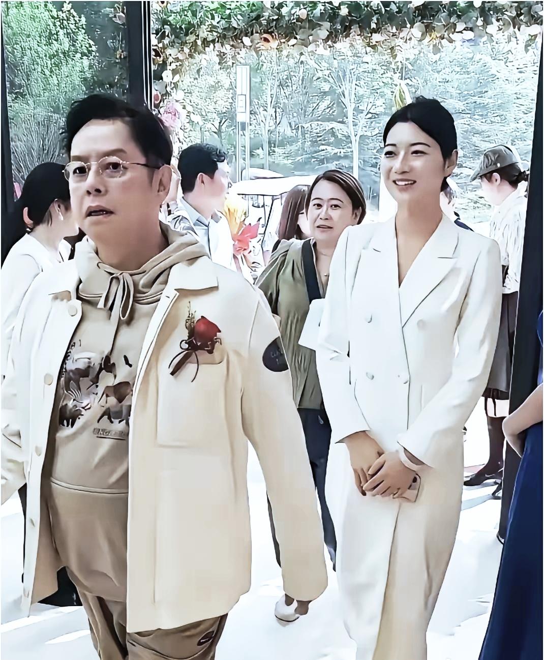 男神老了，胖了，大家看出来他是谁了吗？​​​​