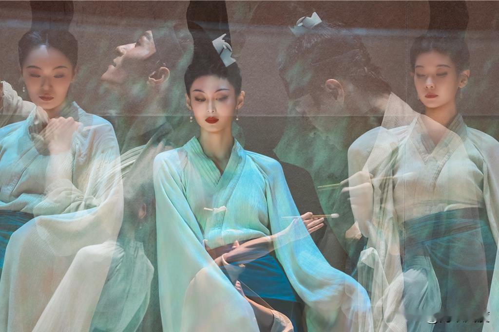 中时媒体为《只此青绿》发声：台北首演感动场景目不暇接，台媒报导几乎付之阙如，众人