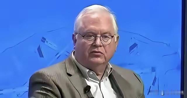 美专家把话挑明了！

日前，美国研究中国问题专家卡尔弗对中国统一及中美关系说了很