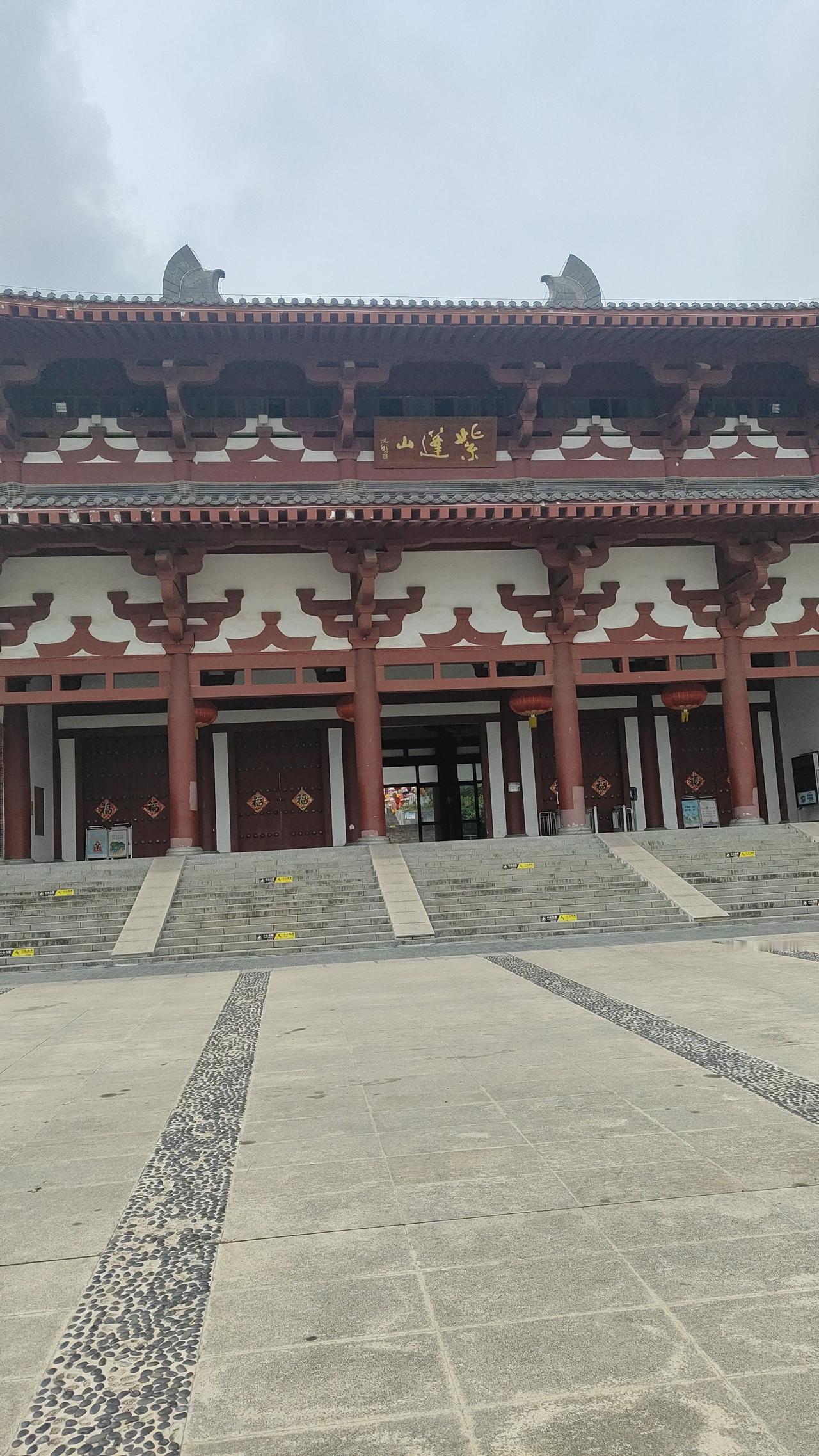 合肥紫蓬山后山景色